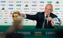 "Relájense": las polémicas respuestas de Infantino sobre Irán, el árbitro somalí y si perdió el control del Mundial