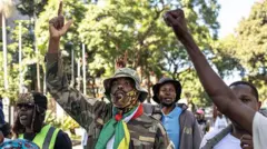 ደቡብ አፍሪካውያን በዋና ዋና ከተሞች ሕገ-ወጥ ስደትን በመቃወም ድምጻቸውን እያሰሙ ነው