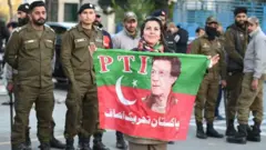 عمران حان، تحریک انصاف