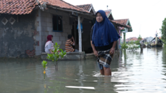ekosida-di-pantura-pengembangan-industri-ancam-pesisir-utara-jawa-makin-cepat-tenggelam-banjir-sudah-puluhan-tahun-ini-pembiaran-sistematis