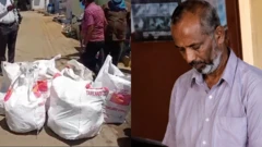 விநியோகிக்காமல் இருந்த தபால்கள் மூட்டையாக கட்டி வைக்கப்பட்டிருந்த காட்சி
