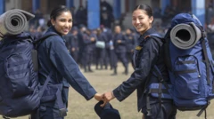 जिल्लामा परिचालन हुनुअघि तयार अवस्थामा रहेका महिला सुरक्षाकर्मी