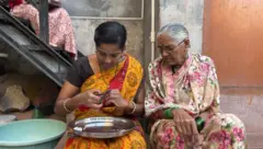 या गावातल्या चांदीच्या दागिन्यांना आणि गावाला जी. आय. मानांकन मिळालं आहे.
