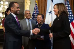 Ambaasaaddar Yohaannis Abrahaamiifi Kaamlaa Hariis 