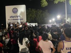 ਇਸ ਯੂਨੀਵਰਸਿਟੀ ਵਿੱਚ ਵਿਦਿਆਰਥੀ ਸ਼ੋਰਟਸ ਪਾ ਕੇ ਪ੍ਰਦਰਸ਼ਨ ਕਿਉਂ ਕਰ ਰਹੇ ਹਨ, ਰੋਸ ਦੀ ਵਜ੍ਹਾ ਕੀ ਹੈ