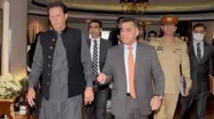عمران خان، جنرل فیض حمید