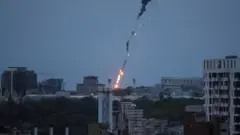 እታ ድሮን ተሃሪማ እናወደቐት እንከላ