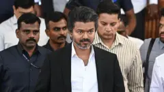 சென்னை ஜார்ஜ் கோட்டையில் முதலமைச்சர் கொடியேற்றும் உரிமை கிடைத்தது எப்படி?