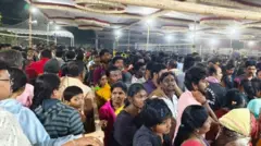 திருப்பதி கூட்ட நெரிசலில் சிக்கி 6 பேர் மரணம் - வைகுண்ட ஏகாதசி டிக்கெட்டுகளை வாங்கச் சென்றபோது நிகழ்ந்த அசம்பாவிதம்