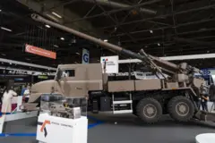 هویتزر خودران سزار