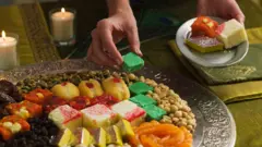 இனிப்பு தமிழர்களின் வாழ்வில் மட்டுமல்ல, உணவுப் பழக்க வழக்கங்களிலும் தனித்துவமான இடத்தைப் பிடித்திருக்கிறது.