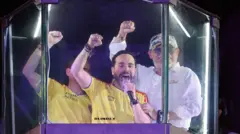 Abelardo de la Espriella celebrando su triunfo en Barranquilla.