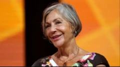 ALiceWalton waa gabadha aasaasaha Walmart Sam Walton.