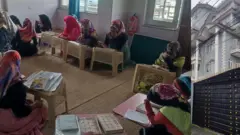 "गैरकानुनी" ढङ्गले कुरान र टर्किश भाषा अध्यापन गराइएको भनी अध्यागनले दाबी गरेको ललितपुरस्थित एक छात्रावास र त्यहाँभित्रको गतिविधि