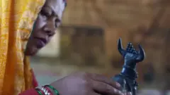 भरेवा कला की पूरी प्रक्रिया देखें 