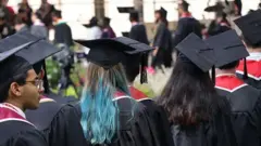Kumanaan arday ah ayaa la kulmaya arrintaan