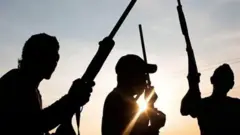 Awon agbebon mẹta to nabọn soke ninu okunkun