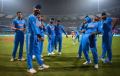 இலங்கை கலங்கடித்த இந்திய பந்துவீச்சாளர்கள் 
