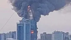 በእሳት የተያያዘው ህንጻ