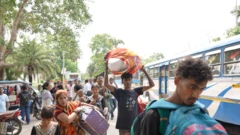 இந்தியா - வங்கதேசம், மேற்கு வங்கம், வங்கதேச சட்டவிரோத குடியேறிகள்