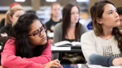 அமெரிக்கா, இந்தியர், மாணவர் விசா 