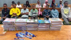 Barattoota arjooma barulleefi qalamaa argatan 