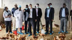 Biil Geet Itoophiyaatti bakka horsiisa lukkuu daawwatan