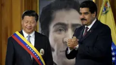 Xi Jinping na Nicolas Maduro katika picha ya 2014