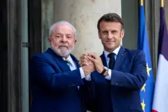 Lula e Macronroleta sportingbetencontro no Palácio do Eliseu,roleta sportingbetParis 