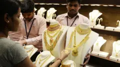 தங்கம், வெள்ளி விலை சரிவு 