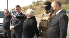 DTX Raşid Beqlaryanın (mərkəzdə) hadisə yerində dindirlməsini göstərən video dərc edib