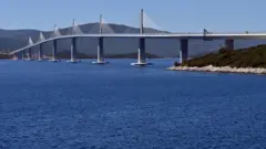 Peljesac köprüsü