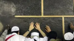 Ana gudanar da aikin hajji ne a kwanaki biyar