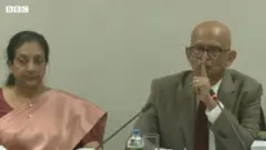 මහාචාර්ය රංජිත් බණ්ඩාර විසින් ශ්‍රී ලංකා ක්‍රිකට් බලධාරීන් කෝප් කමිටුව හමුවට කැඳවනු ලැබූ අවස්ථාවේ සිදුකළ ක්‍රියාවක් සම්බන්ධයෙන් විපක්ෂ නායක සජිත් ප්‍රේමදාස පාර්ලිමේන්තුවේ ප්‍රශ්න කර සිටියේය.