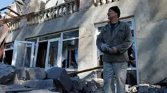 Washirika wa Ukraine walisema kuwa haiwezekani kwa maafisa wanaoungwa mkono na Urusi kufanya uchaguzi halali katika maeneo yenye migogoro kama Luhansk.