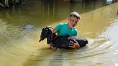 சாரிங்கை விட்டு வெளியேறப் போவதில்லை என்று பருவா கூறுகிறார். இடம் மாறிச் செல்லத் தேவையான பொருளாதார மற்றும் சமூக சூழ்நிலை தங்கள் குடும்பத்துக்கு இல்லை என அவர் கூறுகிறார்.