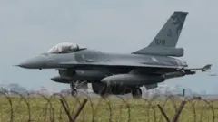 F-16 кыргын салуучу учагы