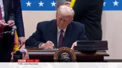 ဒေါ်နယ်ထရမ့် ဒုတိယအကြိမ် သမ္မတသက်တမ်းစတင်