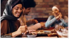 Aworan awọn to n jẹun