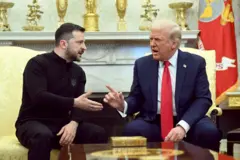 Volodymyr Zelensky y Donald Trump discuten en la Casa Blanca