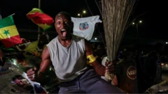 أحد مؤيدي المرشح الرئاسي السنغالي باسيرو ديوماي