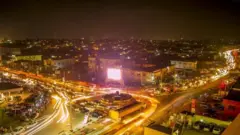 Aworan ilu Ibadan ni alẹ