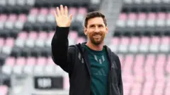 మెస్సీ, రేవంత్ రెడ్డి, ఫుట్‌బాల్, హైదరాబాద్