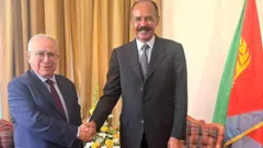 ራምታን ላማምራ (ጸጋም) ምስ ፕረዚደንት ኢሳይያስ ኣፍወርቂ