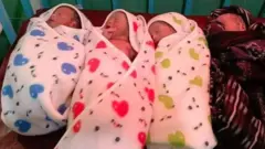በአንድ ጊዜ የተወለዱት አራት ህጻናት
