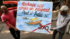 सुप्रीम कोर्ट का फैसला आने के बाद बनाई गई एक पेंटिंग