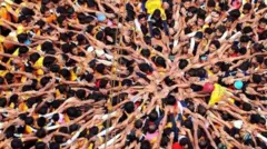 இந்தியாவில் சிறுபான்மையினர் என்பவர்கள் யார்? அரசமைப்பு வரையறை கூறுவது என்ன?