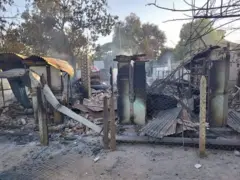 စစ်အာဏာသိမ်း၊ စစ်ကြောင်းထိုး၊ မီးရှို့၊ ဒီပဲယင်း၊ မူးကမ်းကြီး