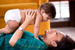 શિશુ પ્રથમ મળ, બાળકનો સિઝેરિયન કે સામાન્ય રીતે જન્મ, ગટ બૅક્ટેરિયા, બાળકના આરોગ્યના અણસાર, ઇંગ્લેન્ડમાં અભ્યાસ, નવજાત બાળકની સંભાળ, બીબીસી ગુજરાતી 