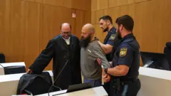 Один из обвиняемых, которого немецкие власти обозначают как Дитера С.